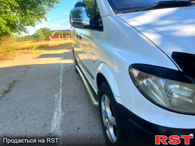 Мерседес Вито 2006 в Одессе на Automoto.ua Белый Мерседес Вито, объемом двигателя 2.1 л и пробегом 330 тыс. км за 8500 $, фото 1 на Automoto.ua