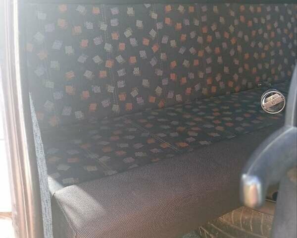 Білий Мерседес Віто, об'ємом двигуна 2.2 л та пробігом 2 тис. км за 8500 $, фото 9 на Automoto.ua
