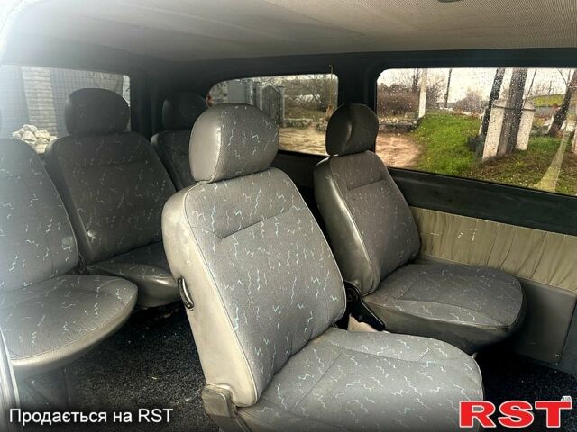 Білий Мерседес Віто, об'ємом двигуна 2.1 л та пробігом 500 тис. км за 6600 $, фото 4 на Automoto.ua