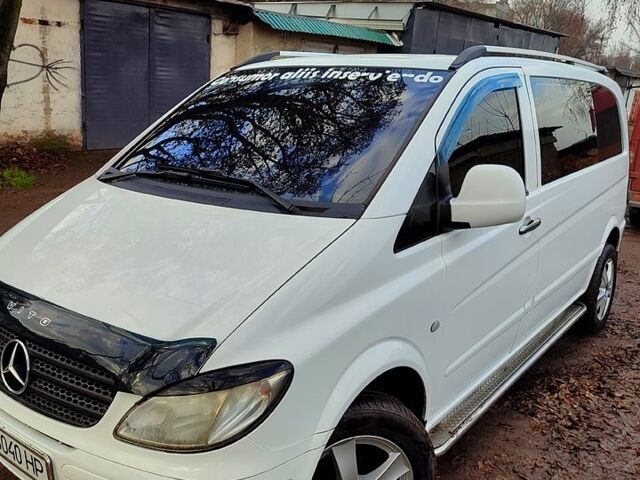 Білий Мерседес Віто, об'ємом двигуна 2.1 л та пробігом 290 тис. км за 7500 $, фото 10 на Automoto.ua