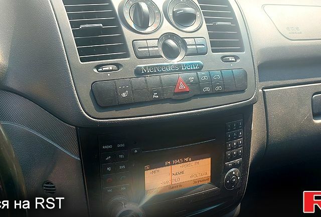 Білий Мерседес Віто, об'ємом двигуна 2.1 л та пробігом 231 тис. км за 15700 $, фото 8 на Automoto.ua