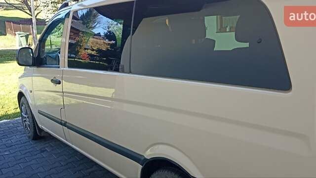 Бежевый Мерседес Вито, объемом двигателя 2.15 л и пробегом 592 тыс. км за 15000 $, фото 3 на Automoto.ua