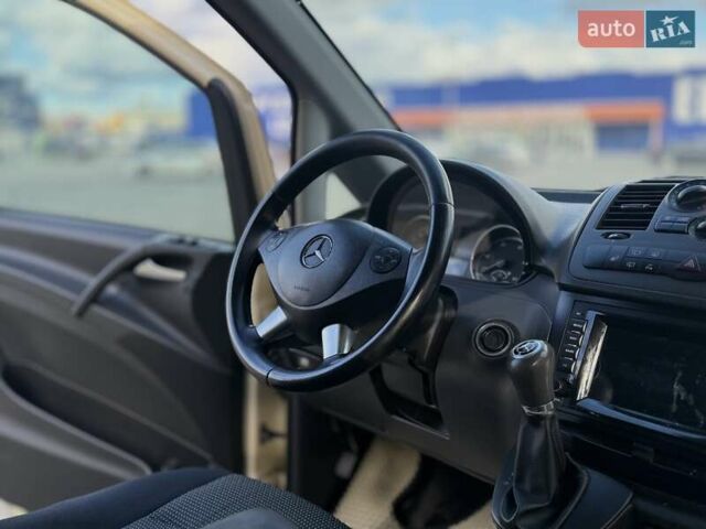 Бежевый Мерседес Вито, объемом двигателя 2.15 л и пробегом 379 тыс. км за 9999 $, фото 35 на Automoto.ua