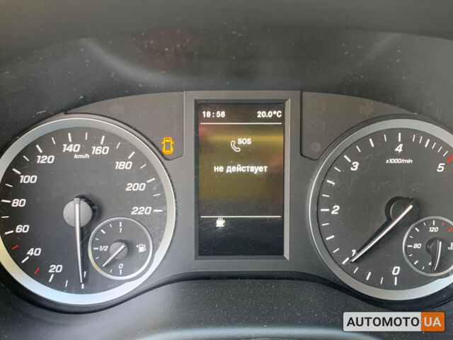 Черный Мерседес Вито, объемом двигателя 2 л и пробегом 57 тыс. км за 30700 $, фото 26 на Automoto.ua