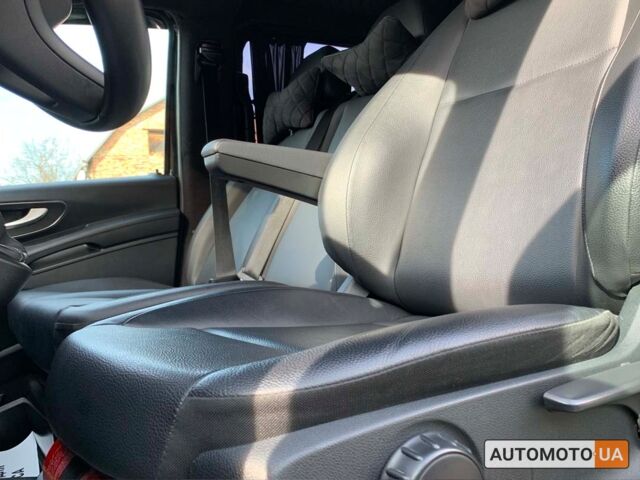 Черный Мерседес Вито, объемом двигателя 2 л и пробегом 57 тыс. км за 30700 $, фото 10 на Automoto.ua