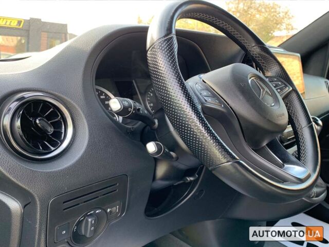 Черный Мерседес Вито, объемом двигателя 2 л и пробегом 57 тыс. км за 30700 $, фото 14 на Automoto.ua