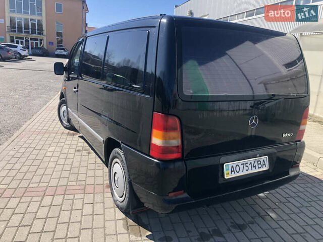 Черный Мерседес Вито, объемом двигателя 2.3 л и пробегом 298 тыс. км за 2800 $, фото 5 на Automoto.ua
