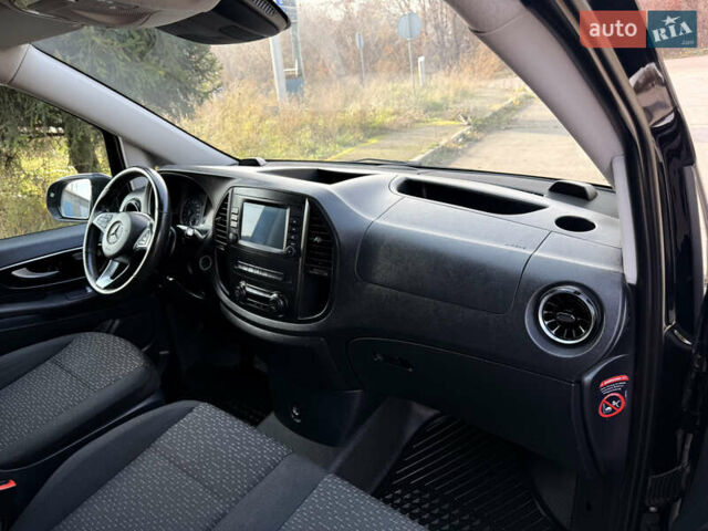 Черный Мерседес Вито, объемом двигателя 2 л и пробегом 217 тыс. км за 28000 $, фото 32 на Automoto.ua