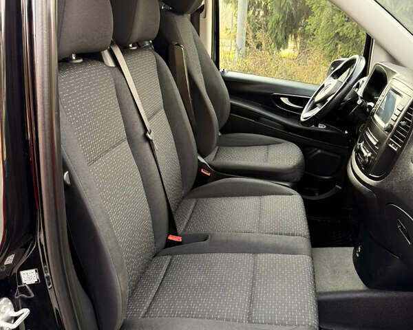 Черный Мерседес Вито, объемом двигателя 2 л и пробегом 217 тыс. км за 28000 $, фото 33 на Automoto.ua