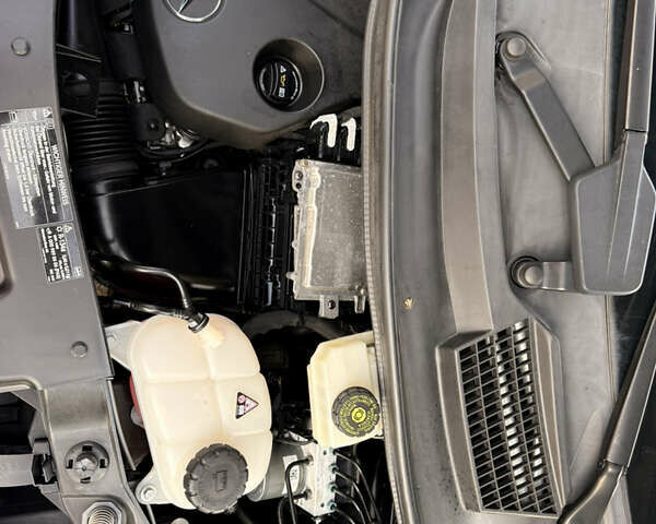 Черный Мерседес Вито, объемом двигателя 2 л и пробегом 217 тыс. км за 28000 $, фото 41 на Automoto.ua