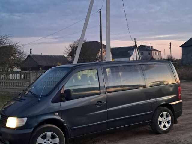 Черный Мерседес Вито, объемом двигателя 2.1 л и пробегом 485 тыс. км за 3990 $, фото 3 на Automoto.ua