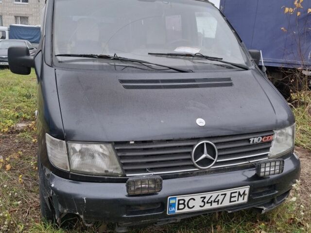 Черный Мерседес Вито, объемом двигателя 2.1 л и пробегом 420 тыс. км за 2500 $, фото 2 на Automoto.ua