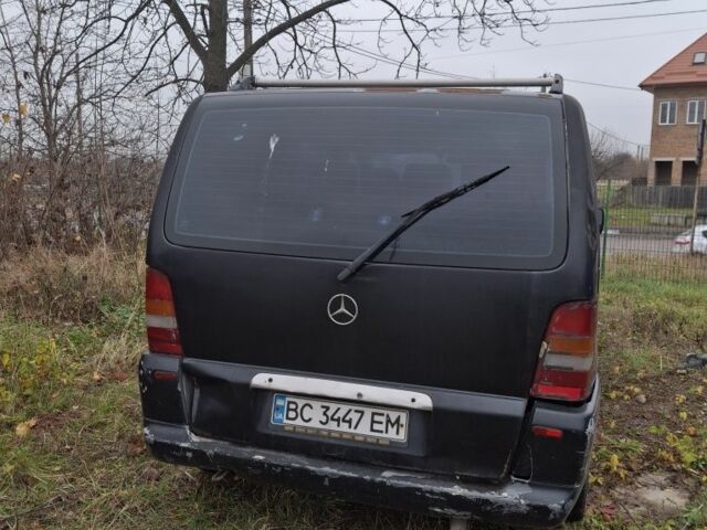 Черный Мерседес Вито, объемом двигателя 2.1 л и пробегом 420 тыс. км за 2500 $, фото 3 на Automoto.ua