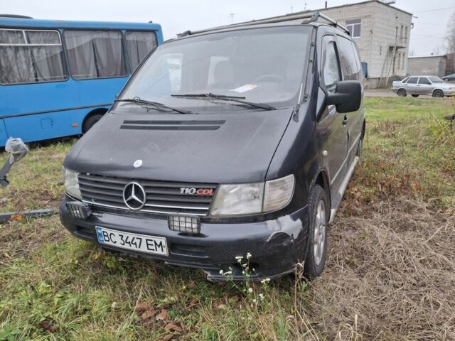 Черный Мерседес Вито, объемом двигателя 2.1 л и пробегом 420 тыс. км за 2500 $, фото 4 на Automoto.ua