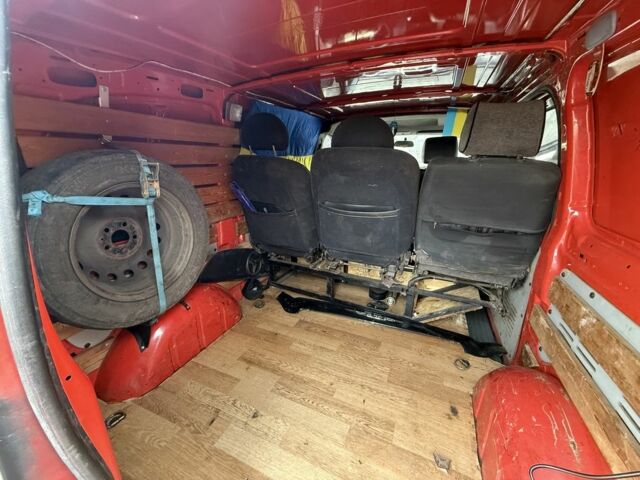 Чорний Мерседес Віто, об'ємом двигуна 2.2 л та пробігом 258 тис. км за 3500 $, фото 10 на Automoto.ua