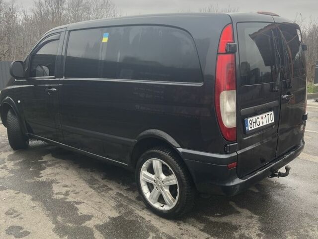 Чорний Мерседес Віто, об'ємом двигуна 2.2 л та пробігом 369 тис. км за 3300 $, фото 1 на Automoto.ua