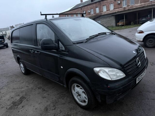 Черный Мерседес Вито, объемом двигателя 2.2 л и пробегом 216 тыс. км за 3500 $, фото 3 на Automoto.ua