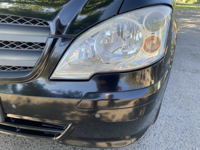 Черный Мерседес Вито, объемом двигателя 2.1 л и пробегом 140 тыс. км за 13500 $, фото 17 на Automoto.ua