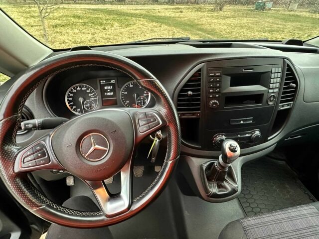 Черный Мерседес Вито, объемом двигателя 1.6 л и пробегом 111 тыс. км за 15000 $, фото 18 на Automoto.ua