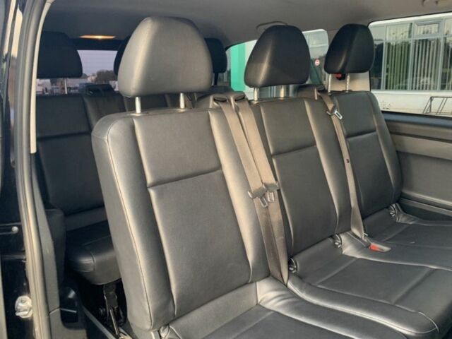 Чорний Мерседес Віто, об'ємом двигуна 2.2 л та пробігом 414 тис. км за 21000 $, фото 7 на Automoto.ua