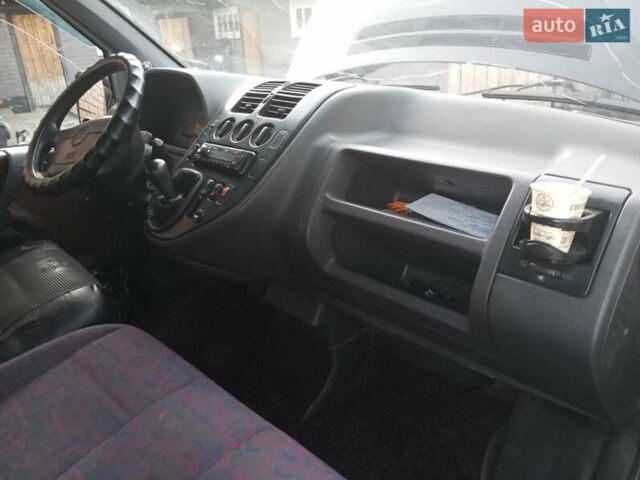 Чорний Мерседес Віто, об'ємом двигуна 2.3 л та пробігом 500 тис. км за 5200 $, фото 7 на Automoto.ua