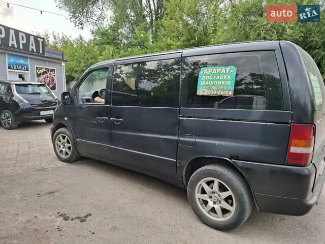 Чорний Мерседес Віто, об'ємом двигуна 2.2 л та пробігом 300 тис. км за 2500 $, фото 4 на Automoto.ua