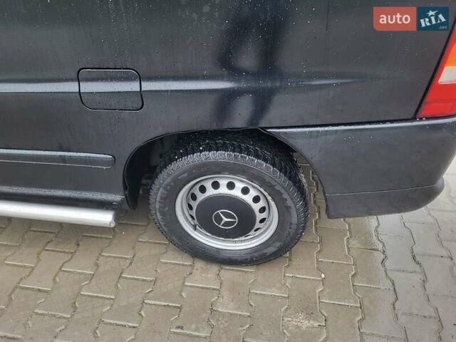 Чорний Мерседес Віто, об'ємом двигуна 2.15 л та пробігом 328 тис. км за 4800 $, фото 11 на Automoto.ua