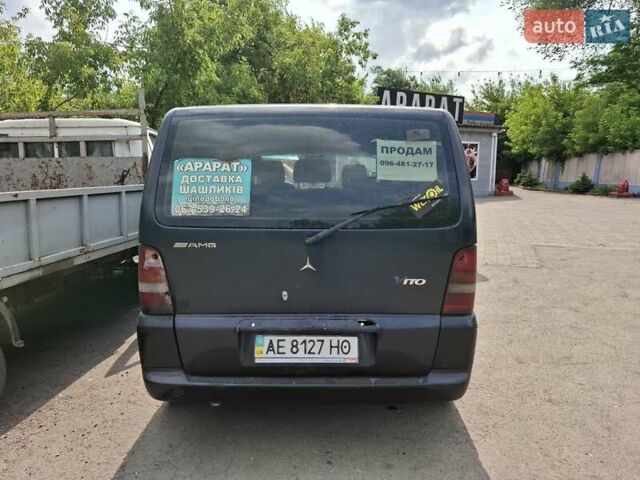 Чорний Мерседес Віто, об'ємом двигуна 2.2 л та пробігом 300 тис. км за 2500 $, фото 2 на Automoto.ua