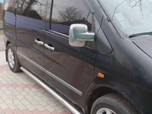 Чорний Мерседес Віто, об'ємом двигуна 2.2 л та пробігом 450 тис. км за 3600 $, фото 2 на Automoto.ua