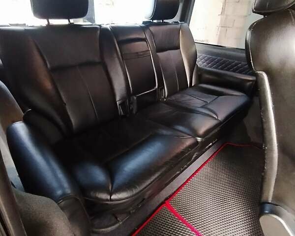 Чорний Мерседес Віто, об'ємом двигуна 2.15 л та пробігом 470 тис. км за 6700 $, фото 11 на Automoto.ua