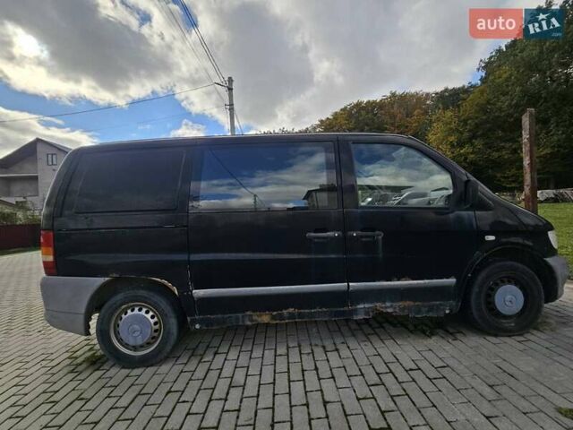 Черный Мерседес Вито, объемом двигателя 2.15 л и пробегом 260 тыс. км за 2161 $, фото 3 на Automoto.ua