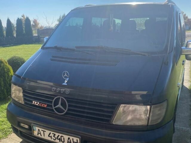 Черный Мерседес Вито, объемом двигателя 2.2 л и пробегом 260 тыс. км за 3000 $, фото 2 на Automoto.ua