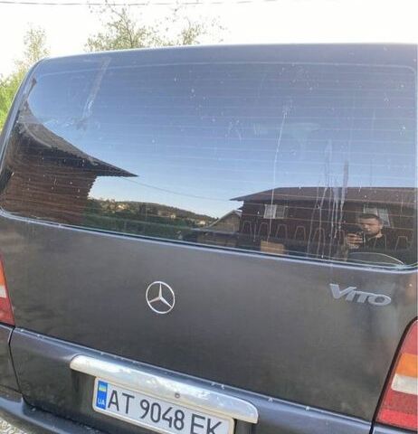 Чорний Мерседес Віто, об'ємом двигуна 2.2 л та пробігом 214 тис. км за 5800 $, фото 2 на Automoto.ua