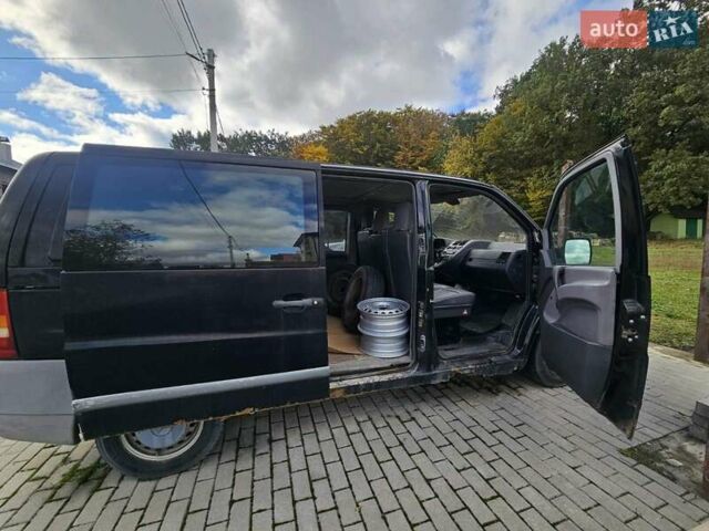 Черный Мерседес Вито, объемом двигателя 2.15 л и пробегом 260 тыс. км за 2161 $, фото 4 на Automoto.ua