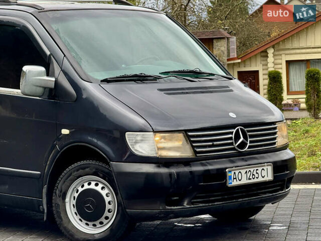 Черный Мерседес Вито, объемом двигателя 2.2 л и пробегом 370 тыс. км за 4699 $, фото 26 на Automoto.ua