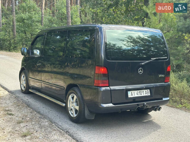 Черный Мерседес Вито, объемом двигателя 2.2 л и пробегом 330 тыс. км за 8000 $, фото 3 на Automoto.ua