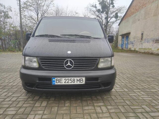 Черный Мерседес Вито, объемом двигателя 2.2 л и пробегом 340 тыс. км за 5100 $, фото 1 на Automoto.ua