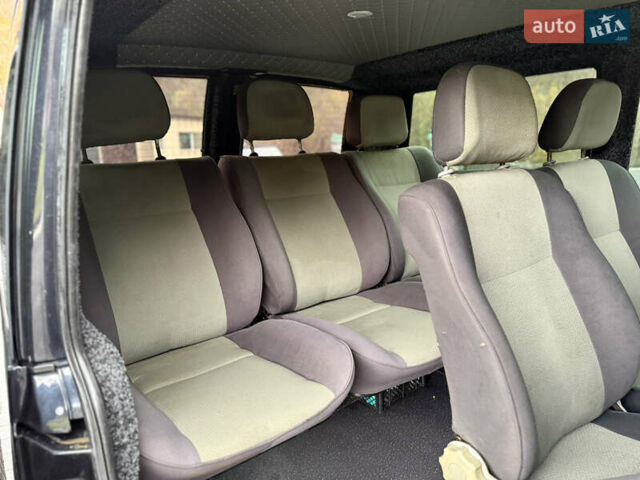 Черный Мерседес Вито, объемом двигателя 2.2 л и пробегом 370 тыс. км за 4699 $, фото 57 на Automoto.ua