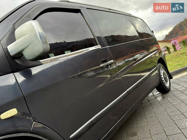 Черный Мерседес Вито, объемом двигателя 2.2 л и пробегом 370 тыс. км за 4699 $, фото 9 на Automoto.ua