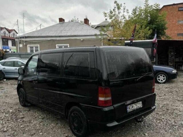 Черный Мерседес Вито, объемом двигателя 2.3 л и пробегом 340 тыс. км за 1900 $, фото 2 на Automoto.ua