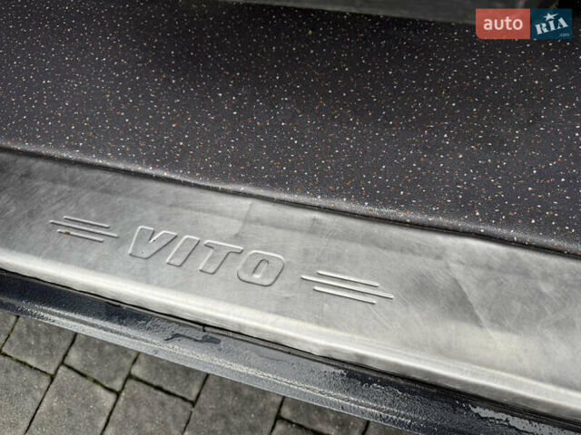 Черный Мерседес Вито, объемом двигателя 2.2 л и пробегом 370 тыс. км за 4699 $, фото 61 на Automoto.ua