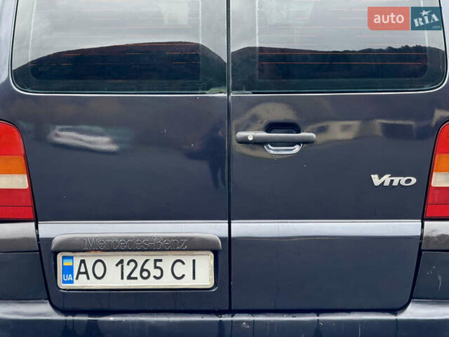 Черный Мерседес Вито, объемом двигателя 2.2 л и пробегом 370 тыс. км за 4699 $, фото 31 на Automoto.ua