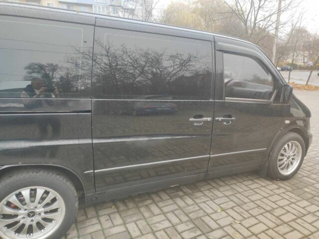 Черный Мерседес Вито, объемом двигателя 2.2 л и пробегом 340 тыс. км за 5100 $, фото 6 на Automoto.ua