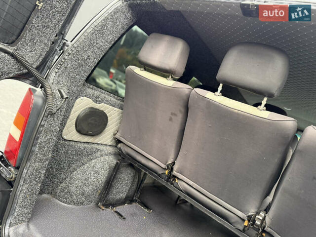 Черный Мерседес Вито, объемом двигателя 2.2 л и пробегом 370 тыс. км за 4699 $, фото 68 на Automoto.ua