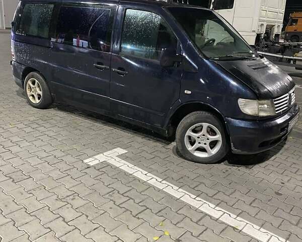 Черный Мерседес Вито, объемом двигателя 2.15 л и пробегом 400 тыс. км за 3500 $, фото 4 на Automoto.ua