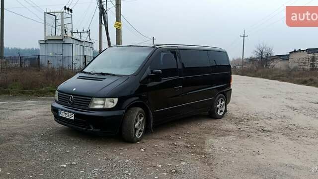 Черный Мерседес Вито, объемом двигателя 2.15 л и пробегом 280 тыс. км за 8000 $, фото 1 на Automoto.ua
