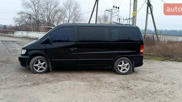 Черный Мерседес Вито, объемом двигателя 2.15 л и пробегом 280 тыс. км за 8000 $, фото 6 на Automoto.ua