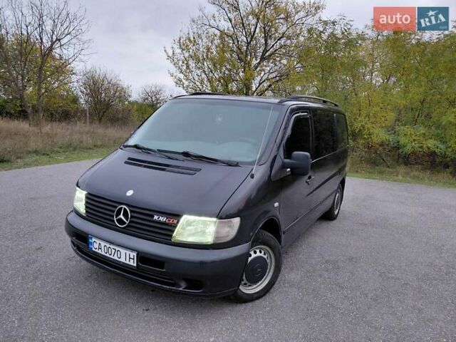 Черный Мерседес Вито, объемом двигателя 2.2 л и пробегом 489 тыс. км за 5200 $, фото 16 на Automoto.ua