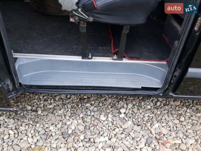 Чорний Мерседес Віто, об'ємом двигуна 2.15 л та пробігом 530 тис. км за 5800 $, фото 34 на Automoto.ua
