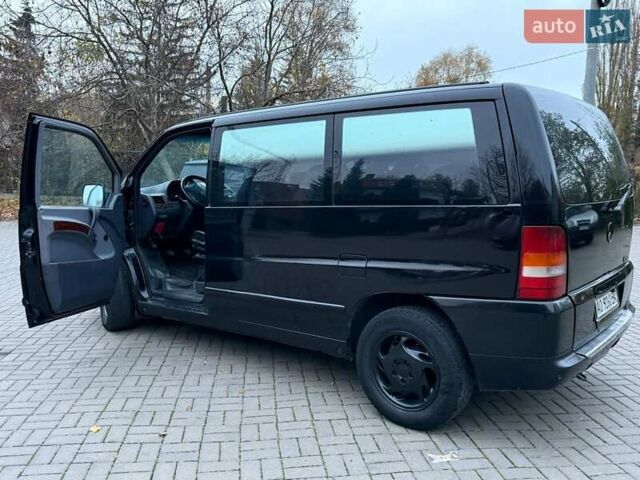 Мерседес Вито 2003 в Черновцах на Automoto.ua Черный Мерседес Вито, объемом двигателя 2.15 л и пробегом 340 тыс. км за 4850 $, фото 11 на Automoto.ua